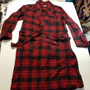 Vtg Pendleton Virgin Wool Robe Mens Med Prince Charles Tartan Red Plaid Made USA